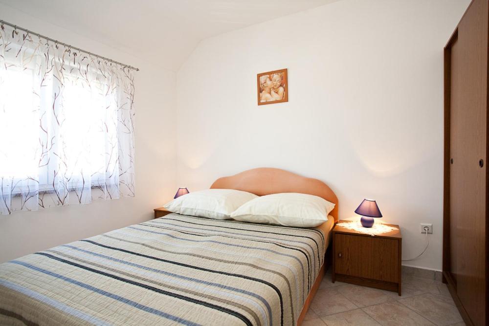 Apartments Mato Крк Экстерьер фото